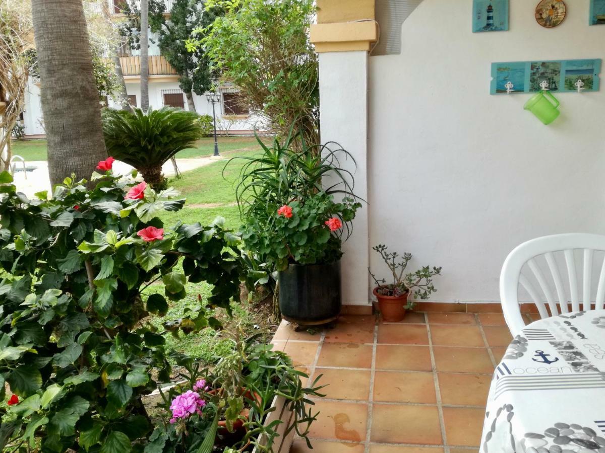 Planta Baja Con Porche Y Piscina, Cerca Del Mar Lägenhet Denia Exteriör bild